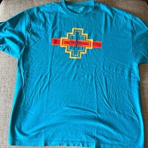 Men’s Pendleton Tee Shirt, Size XL. Loose fit